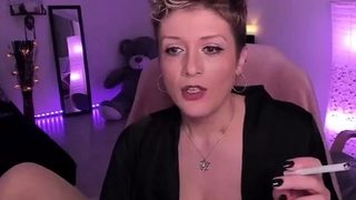 Amateur Mature 49yr old Blond on Web Cam