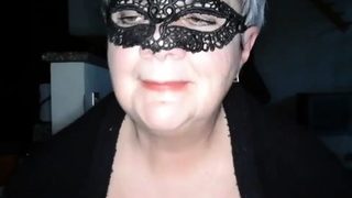 Mature BBW solo posing on webcam