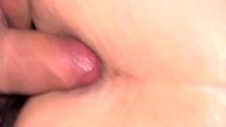 Her ass was so tight I couldn’t hold back